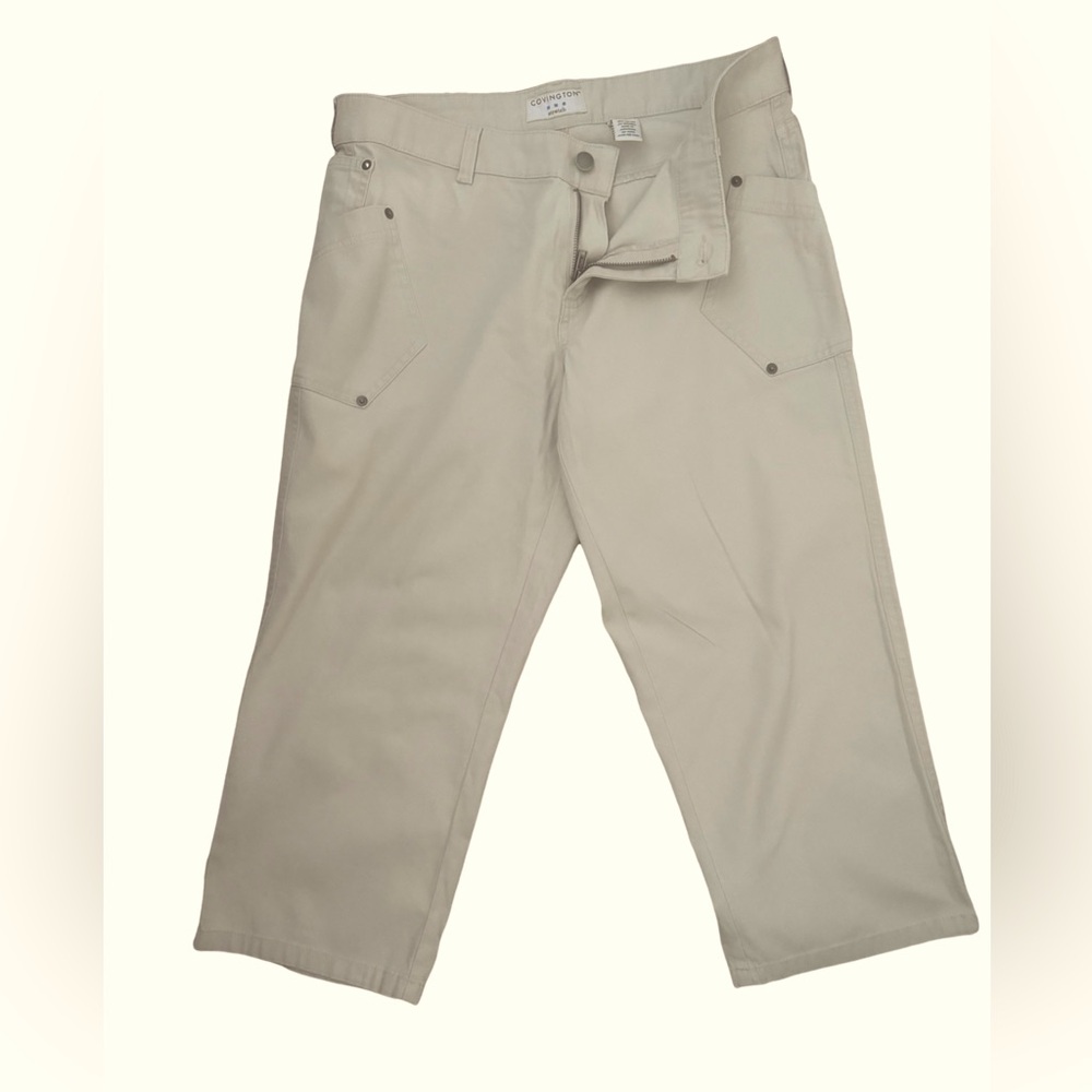 Get ready for summer! In these stylish capris you can be casual or dress up.